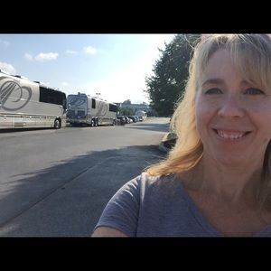 Meet your Posher, Allyson